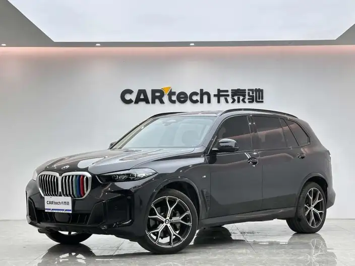 BMW X5 2023 Model xDrive30Li Exclusive Model M Sports Night Set – фото 1