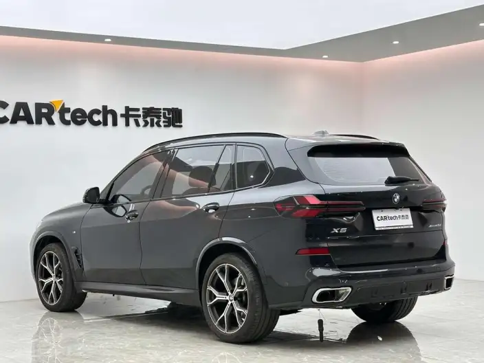 BMW X5 2023 Model xDrive30Li Exclusive Model M Sports Night Set – фото 5