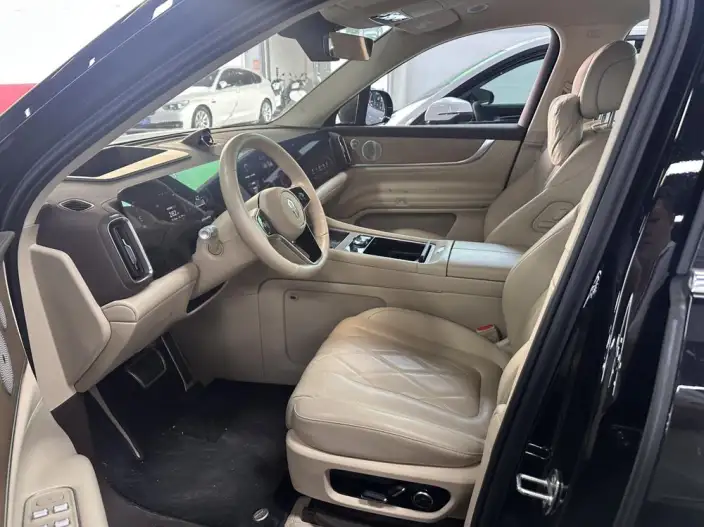 Aito M9 2024 Model Extended Range Max VI seat Edition – фото 9
