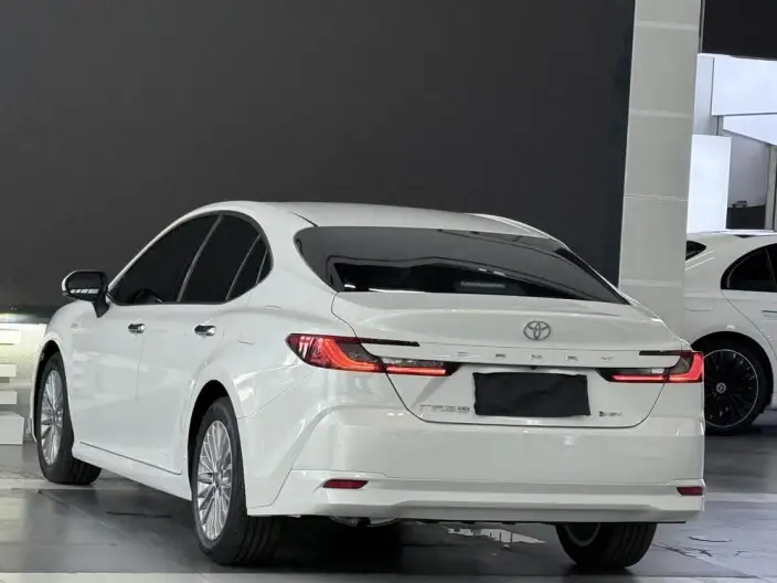 Toyota Camry 2024 Model Hybrid 2.0HGVP Deluxe Edition – фото 4