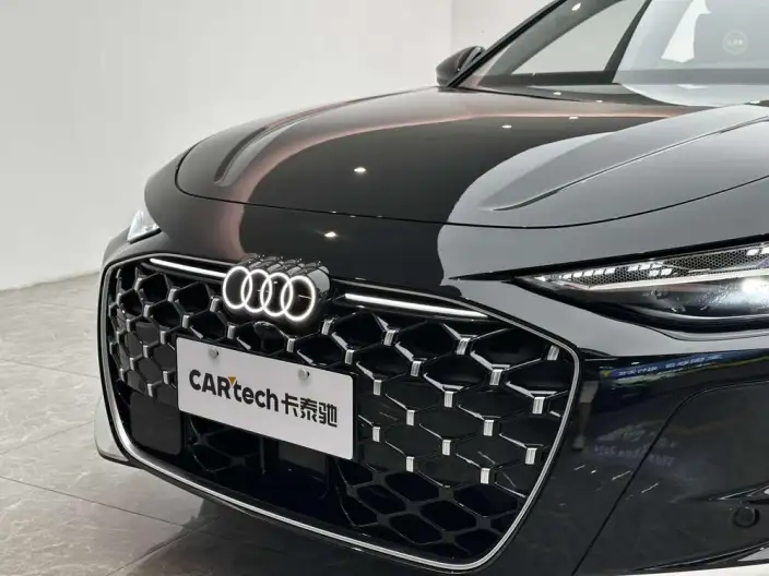 Audi A6L 2026 Model 2.0T Exclusive Model – фото 10