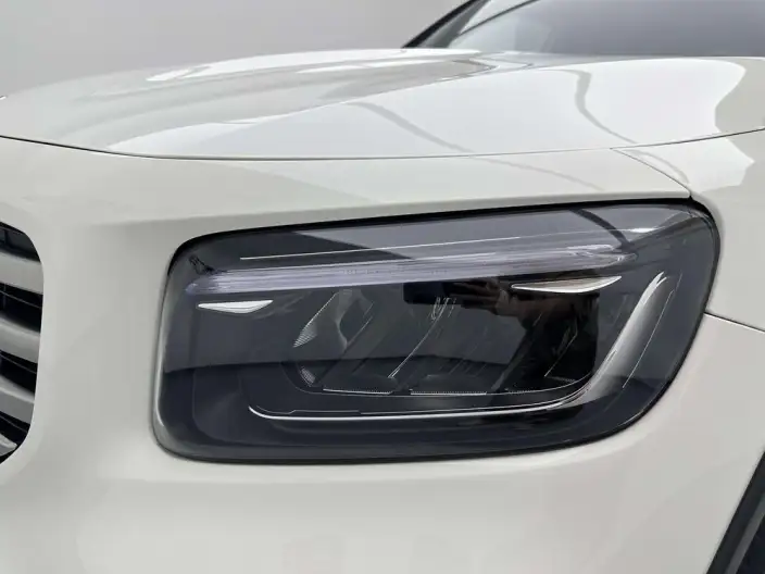 Mercedes-Benz GLB 2024 Model Facelift GLB 220 Fashion Model – фото 9