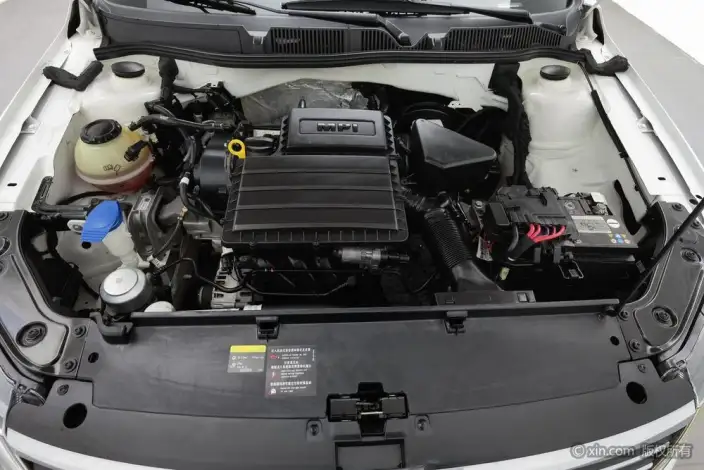 Volkswagen Lavida 2019 Model Voyage 1.5L Automatic Comfort Edition China VI – фото 5