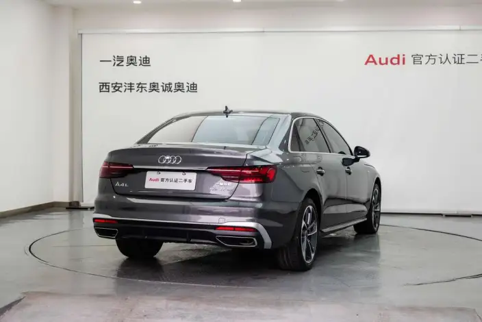Audi A4 L 2022 Model 40 TFSI Fashion Dynamic Model – фото 4