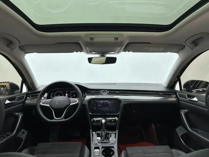 Volkswagen Magotan 2020 Model 330TSI DSG Luxury Model – фото 7