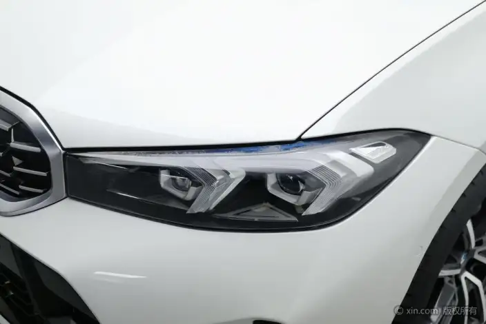 BMW 3 Series 2023 Model 325Li M Sports Set – фото 7