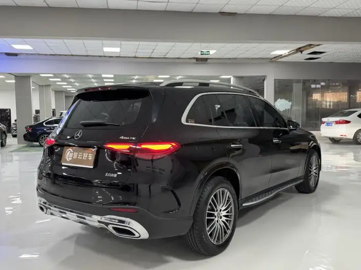 Mercedes-Benz GLC 2024 Model GLC 300 L 4MATIC Dynamic Model 5 seat – фото 6