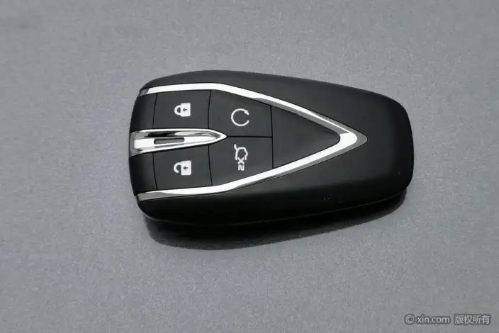 Changan Eado 2022 Model PLUS Blue whale NE 1.4T GDI DCT Noble Model – фото 6