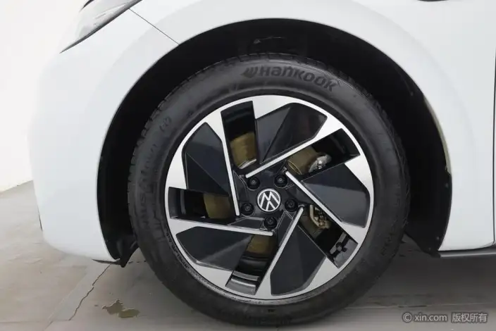 Volkswagen ID.3 2023 Model L Class Model Pure Smart Edition – фото 8