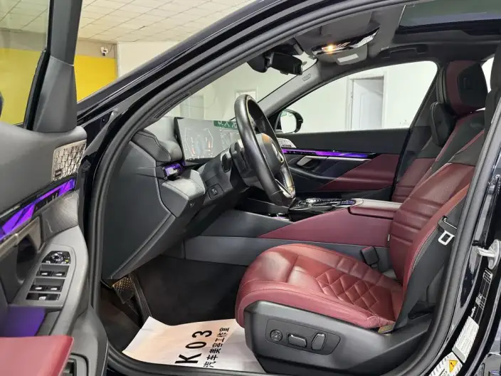 BMW 5 Series 2025 Model 530Li Leading Model Luxury Set – фото 8