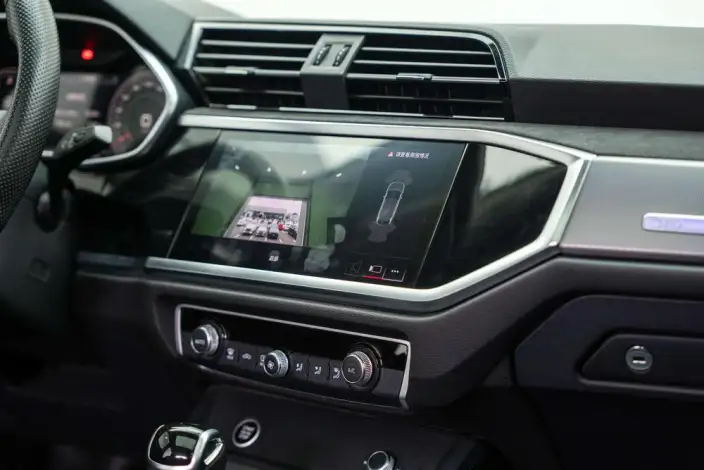 AUDI Q3 Sportback 2020 Model 40 TFSI Fashion Model – фото 9