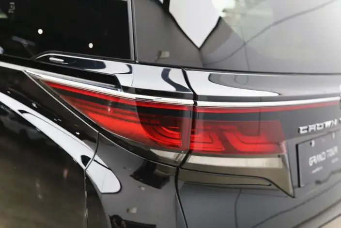 Vellfire 2023 Model Toyota Crown 2.5L Intelligent Hybrid 4WD Supreme Executive Edition – фото 9