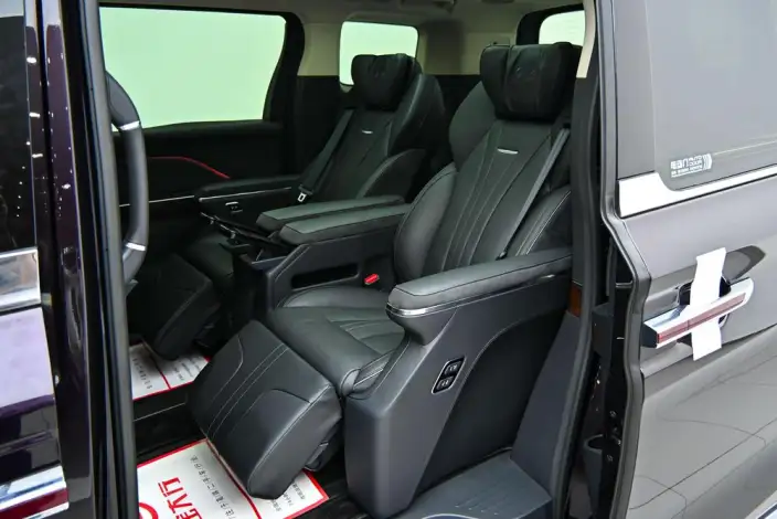 HONGQI HQ9 PHEV 2024 Model 4WD Deluxe Edition – фото 9