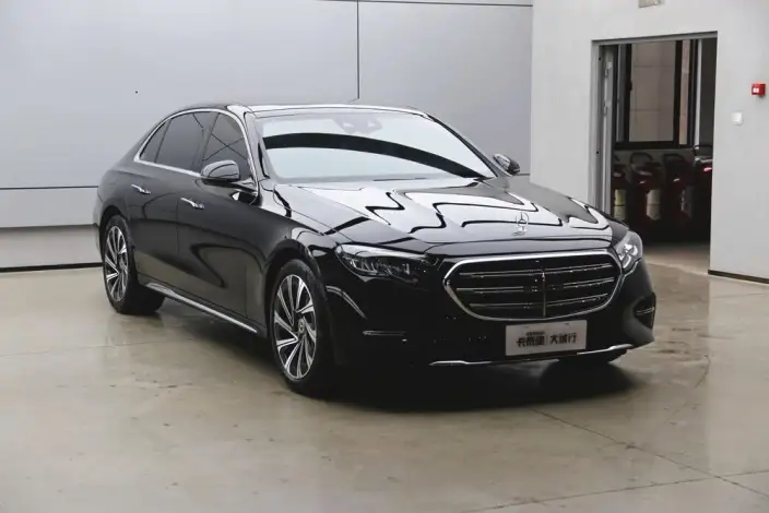 Mercedes-Benz E-Class 2025 Model E 300 L Luxury Model sedan – фото 3
