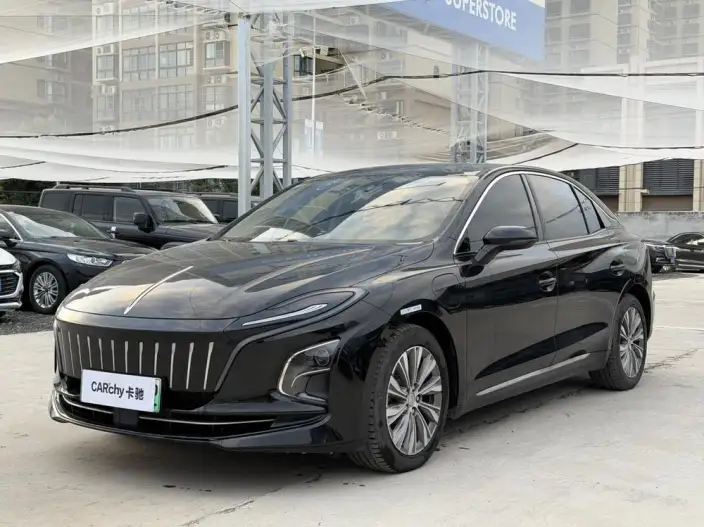 Hongqi E-QM5 2024 Model 500KM Travel Edition 100kW
