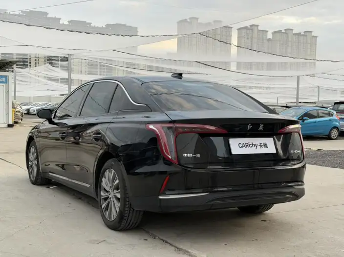 Hongqi E-QM5 2024 Model 500KM Travel Edition 100kW