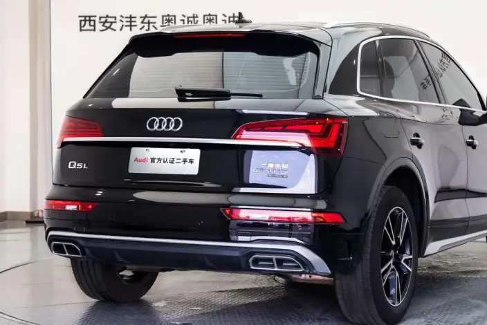 Audi Q5L 2024 Model 40TFSI Fashion Dynamic Model – фото 6