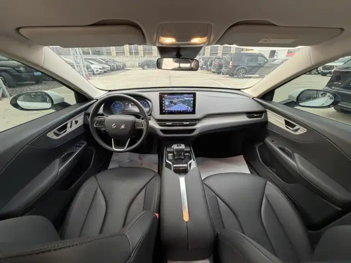 Hongqi E-QM5 2023 Model 560KM PLUS Edition 140kW – фото 10
