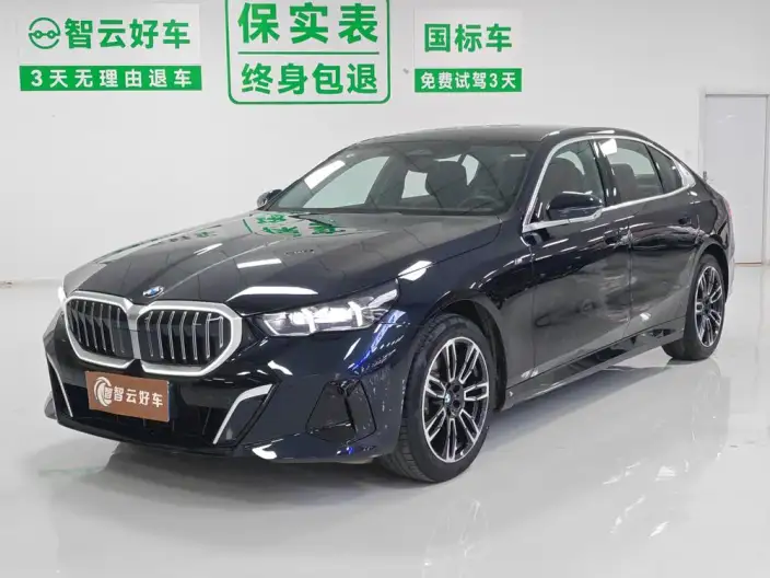 BMW 5 Series 2025 Model Facelift 530Li Leading Model M Sports Set – фото 1