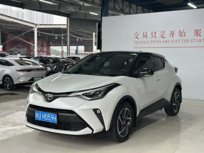 Toyota C-HR 2021 Model 2.0L Deluxe Edition – фото 1