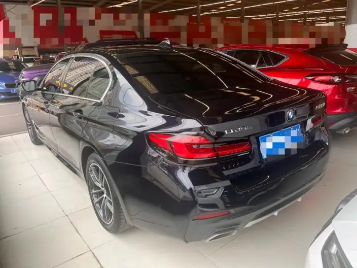 BMW 5 Series 2022 Model Facelift 525Li M Sports Set – фото 4