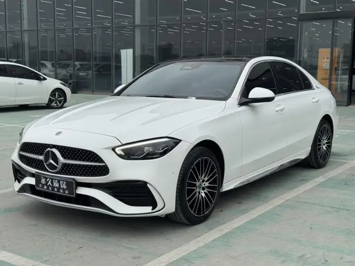 Mercedes-Benz C-Class 2022 Model Facelift C 260 L Sports Edition – фото 1