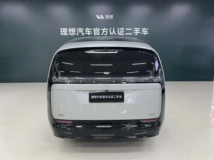 Li Auto MEGA 2024 Model Ultra Edition – фото 5