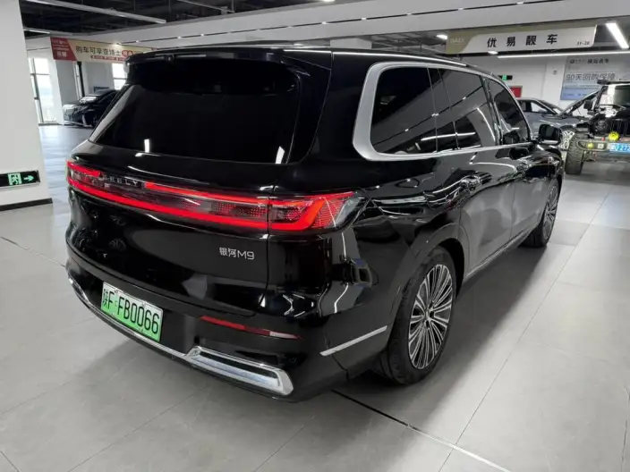 Geely M9 2025 Model 210km 4WD Pilot Edition – фото 6