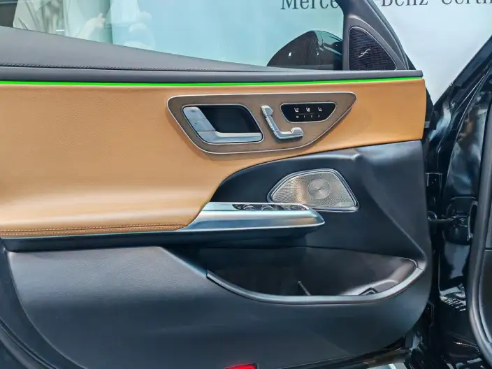 Mercedes-Benz E-Class 2025 Model E 300 L Noble Model sedan – фото 7