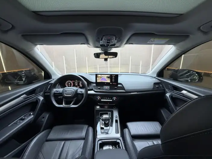 Audi Q5L 2022 Model 40T Luxury Dynamic Model – фото 7