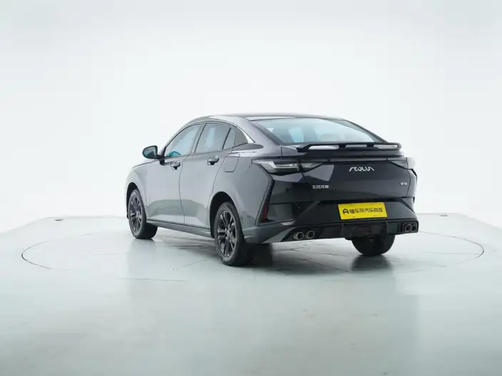 Yixuan 2023 Model Facelift 1.5L Automatic Chasing the Wind version – фото 5