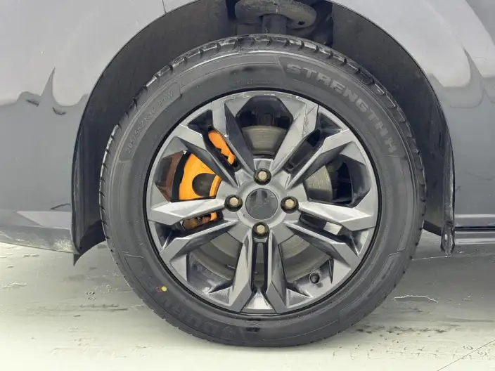 Yixuan 2023 Model Facelift 1.5L Automatic Chasing the Wind version – фото 9