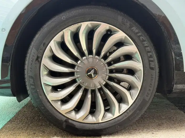 VOYAH FREE 2021 Model 2WD Standard EV City Edition – фото 5
