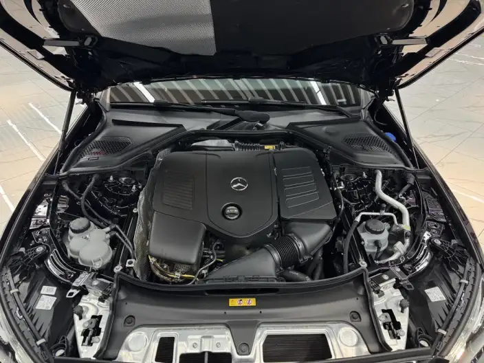 Mercedes-Benz E-Class Imported 2024 Model E 260 Sports Edition – фото 6