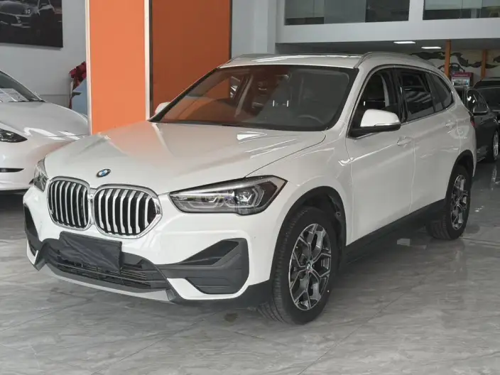 BMW X1 2022 Model sDrive25Li Leading Model – фото 1