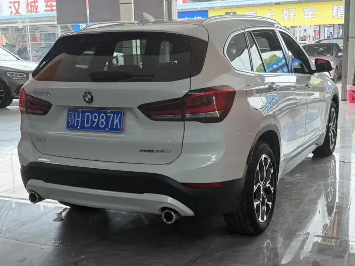 BMW X1 2022 Model sDrive25Li Leading Model – фото 6