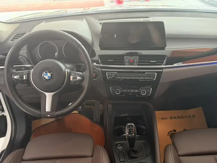 BMW X1 2022 Model sDrive25Li Leading Model – фото 10