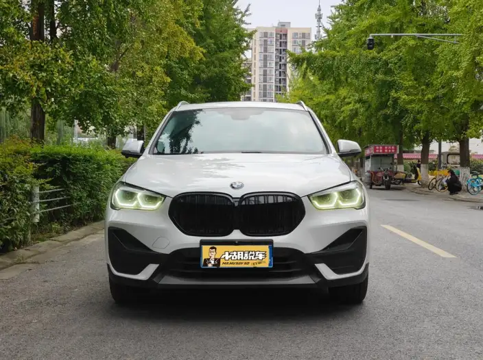 BMW X1 2022 Model sDrive25Li Leading Model – фото 2
