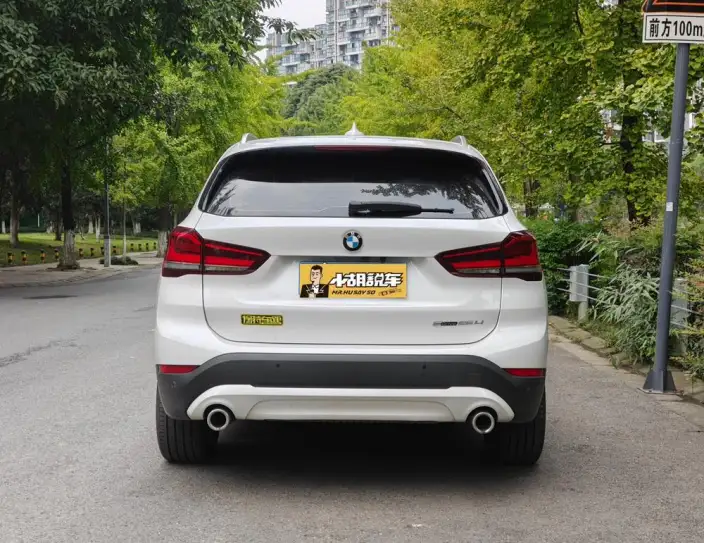 BMW X1 2022 Model sDrive25Li Leading Model – фото 5