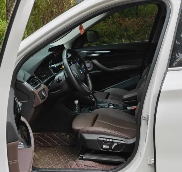 BMW X1 2022 Model sDrive25Li Leading Model – фото 8