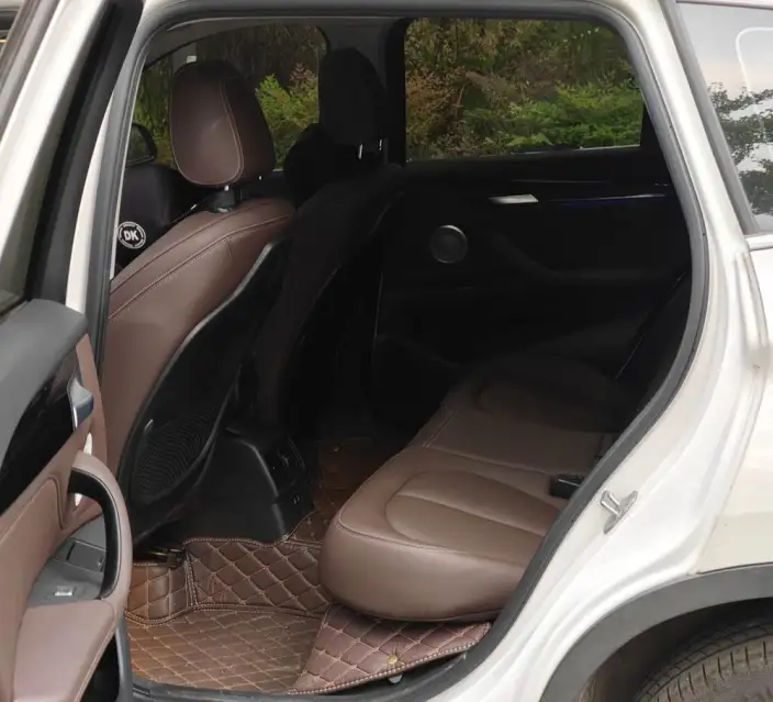 BMW X1 2022 Model sDrive25Li Leading Model – фото 9