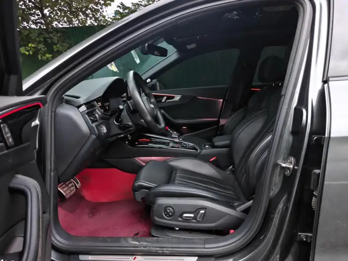 Audi A4 L 2024 Model 40 TFSI Luxury Dynamic Model – фото 9