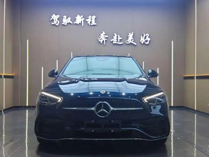 Mercedes-Benz C-Class 2024 Model C 260 L Sports Edition – фото 2