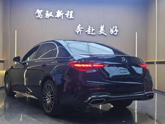 Mercedes-Benz C-Class 2024 Model C 260 L Sports Edition – фото 4