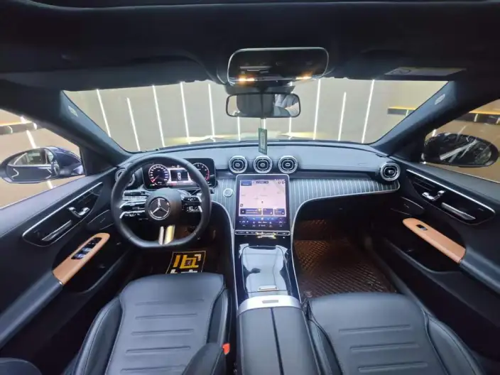 Mercedes-Benz C-Class 2024 Model C 260 L Sports Edition – фото 7