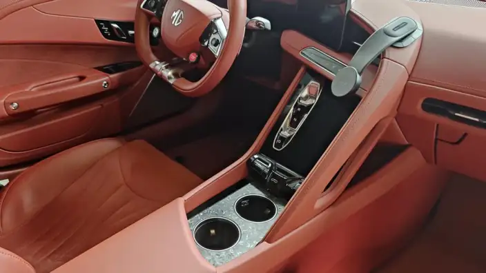 MG Cyberster 2024 Model 520km Legend 4WD Edition – фото 7