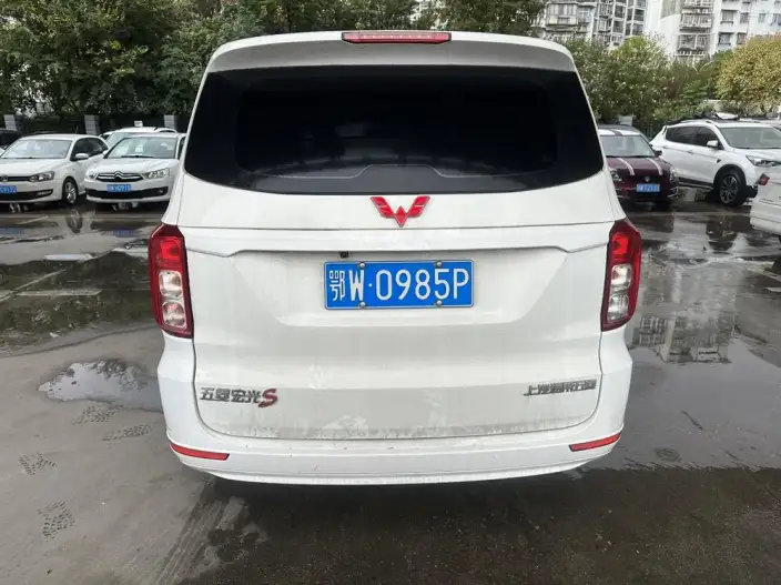 Wuling Hongguang 2021 Model 1.5L S Manual Standard Model – фото 5