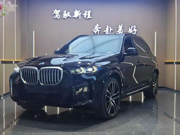 BMW X5 2023 Model xDrive40Li M Sports Set – фото 1