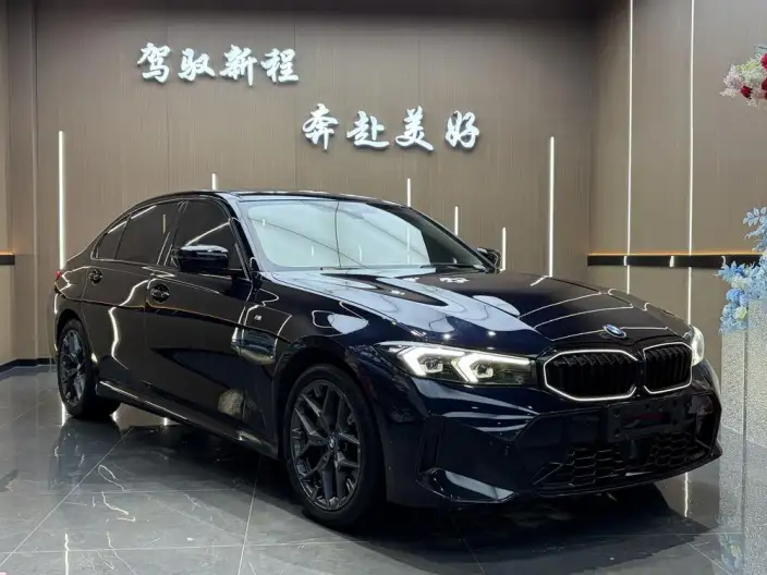 BMW 3 Series 2025 Model 330Li M Sports Night Set – фото 3