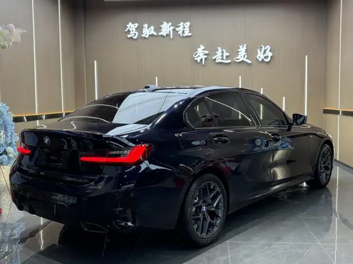 BMW 3 Series 2025 Model 330Li M Sports Night Set – фото 6